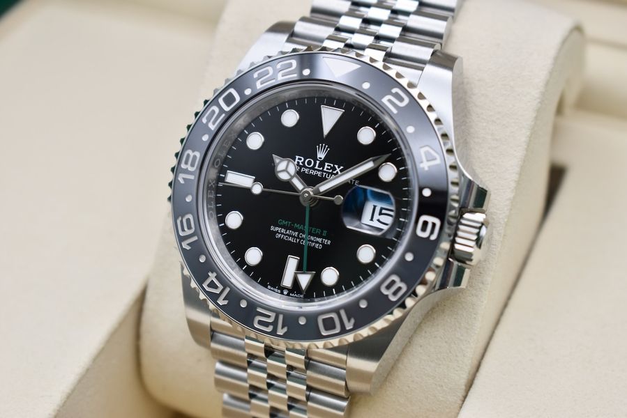 Rolex GMT Master II 126710 GRNR